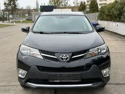 Gebraucht Toyota RAV4 Edition 150 PS (110 kW) 2014 Schwarz SUV