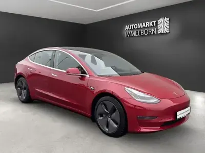 Usata Tesla Model 3 350 kW (476 CV) 2020 Rosso Berlina
