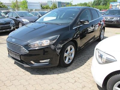 Schwarz Gebraucht 2014 Ford Focus Titanium Limousine | 5.990 € (Fairer Preis)
