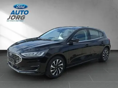 Gebraucht Ford Focus Titanium 155 PS (114 kW) 2024 Schwarz Limousine