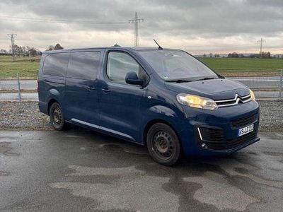 Blau Gebraucht 2017 Citroën Spacetourer Van / Kleinbus | 18.000 €