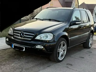 Gebraucht Mercedes ML400 250 PS (183 kW) 2003 Schwarz SUV