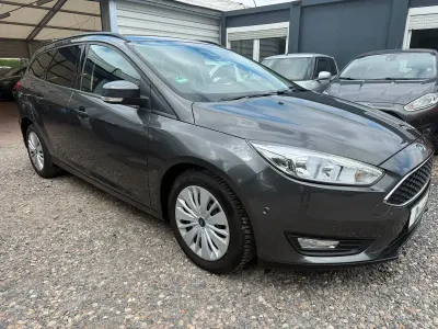 Gebraucht Ford Focus Business Edition 125 PS (91 kW) 2016 Grau Kombi