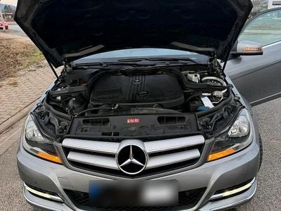 Gebraucht Mercedes C220 170 PS (125 kW) 2012 Silber Coupé