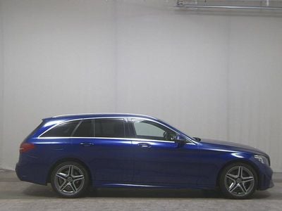 Blau Gebraucht 2019 Mercedes C220 AMG line Kombi | 18.480 € (Guter Preis)