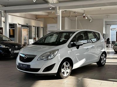 Weiß Gebraucht 2010 Opel Meriva Edition Van / Kleinbus | 6.999 € (Fairer Preis)