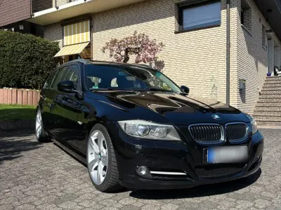 Brugt BMW 325 Exclusive 204 HK (150 kW) 2010 Sort Stationcar