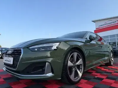 Gebraucht Audi A5 Sportback Ambiente 163 PS (119 kW) 2021 Grün Kleinwagen