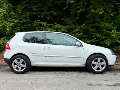 Gebraucht VW Golf VI United 122 PS (89 kW) 2008 Weiß Kleinwagen
