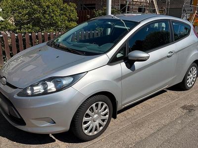 Usata Ford Fiesta 60 CV (44 kW) 2009 Argento Utilitaria