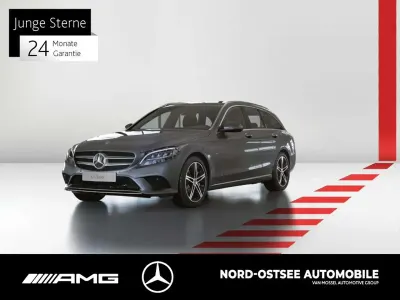 Gebraucht Mercedes C300 Avantgarde 194 PS (142 kW) 2021 Metalliclack selenitgrau Kombi