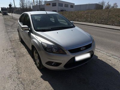 Gebraucht Ford Focus 116 PS (85 kW) 2008 Silber Limousine