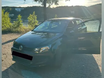 Gebraucht VW Polo 68 PS (50 kW) 2010 Schwarz Kleinwagen
