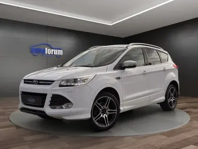 Gebraucht Ford Kuga Individual 182 PS (133 kW) 2014 Frostweiß SUV