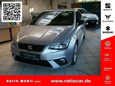 Używany Seat Ibiza FR 110 KM (80 kW) 2024 Srebrny Hatchback