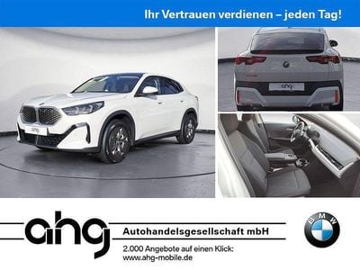 Neu BMW iX2 Shadowline 150 kW (204 PS) 2025 Weiß SUV