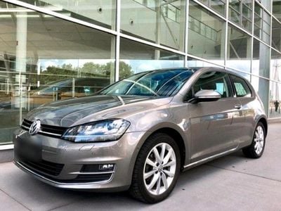 Second-hand VW Golf VII Highline 125 CP (91 kW) 2016 Gri Berlinǎ