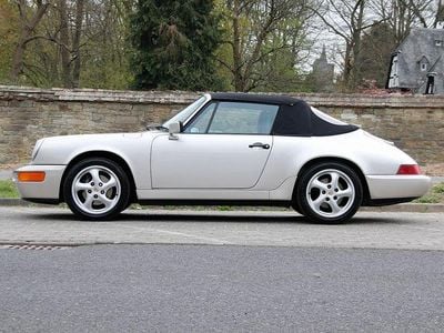 Second-hand Porsche 964 250 CP (183 kW) 1990 Argintiu Cabrio
