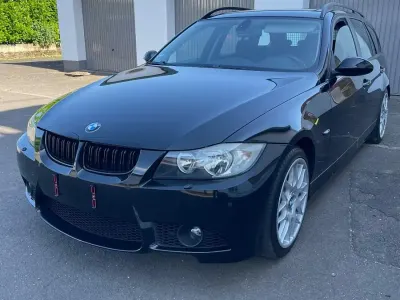 Gebraucht BMW 318 129 PS (94 kW) 2007 Schwarz Kombi