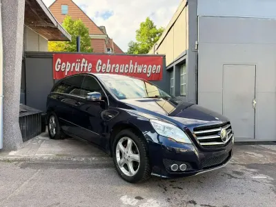 Gebraucht Mercedes R300 190 PS (139 kW) 2011 Tansanitblau  metalliclack Van / Kleinbus
