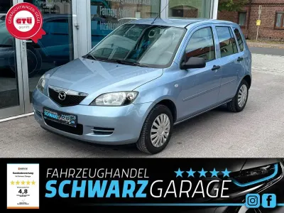 Usata Mazda 2 Comfort 75 CV (55 kW) 2004 Blu Utilitaria