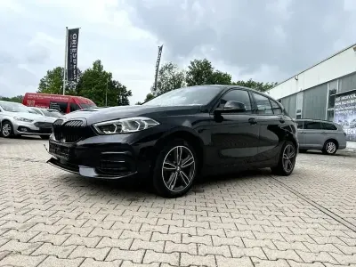 Gebraucht BMW 116 Sport Line 116 PS (85 kW) 2022 Black sapphire metallic Kleinwagen