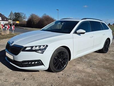 Gebraucht Skoda Superb Ambition 190 PS (139 kW) 2019 Weiß Limousine