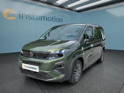 Gebraucht Peugeot Rifter Allure 131 PS (96 kW) 2025 Grün Van / Kleinbus