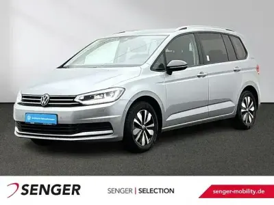 Używany VW Touran Comfortline 150 KM (110 kW) 2025 Srebrny Minivan