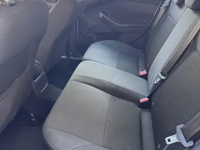 Gebraucht Ford Focus 120 PS (88 kW) 2015 Grau Kombi