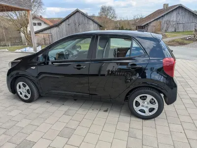 Gebraucht Kia Picanto 84 PS (61 kW) 2024 Schwarz Kleinwagen