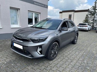Gebraucht Kia Stonic 101 PS (74 kW) 2024 (m7g) astro grey m (metallic) SUV