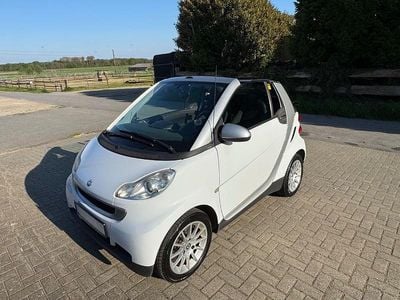 Second-hand Smart ForTwo Cabrio Passion 71 CP (52 kW) 2008 Alb Cabrio