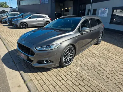 Gebraucht Ford Mondeo ST-Line 165 PS (121 kW) 2018 Grau Limousine