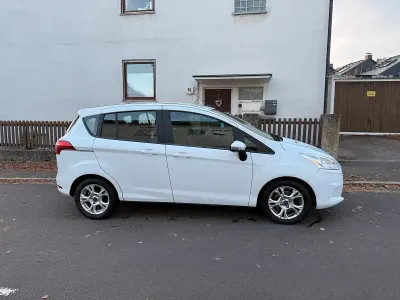 Gebraucht Ford B-MAX 101 PS (74 kW) 2016 Weiß Van / Kleinbus