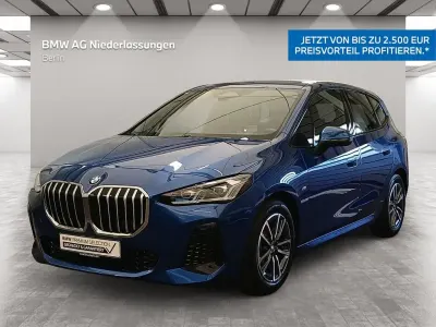 Gebraucht BMW 220 Active Tourer M Sport 156 PS (114 kW) 2025 Blau Van / Kleinbus