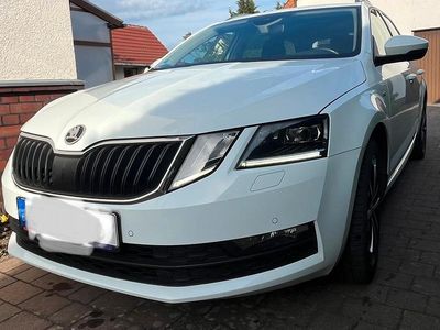 Używany Skoda Octavia Drive 150 KM (110 kW) 2017 Biały Kombi