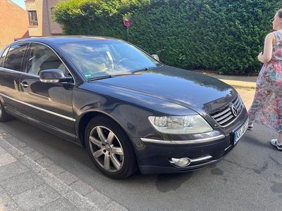 VW Phaeton