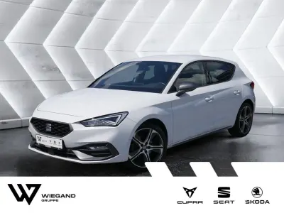 Gebraucht Seat Leon Beats 150 PS (110 kW) 2022 Weiß Limousine
