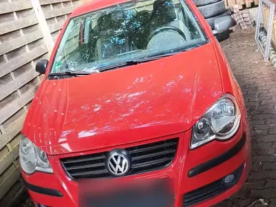 Gebraucht VW Polo 75 PS (55 kW) 2007 Rot Kleinwagen