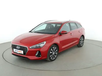 Gebraucht Hyundai i30 Premium 140 PS (102 kW) 2017 Rot Kombi