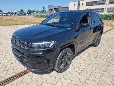 Gebraucht Jeep Compass 179 PS (131 kW) 2022 Schwarz SUV