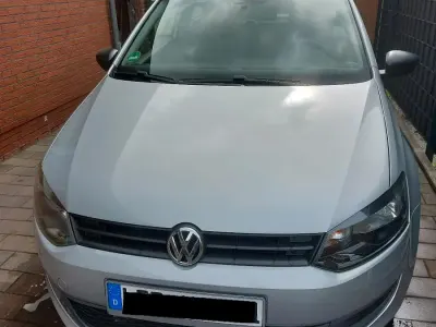 Gebraucht VW Polo 60 PS (44 kW) 2012 Silber Kleinwagen