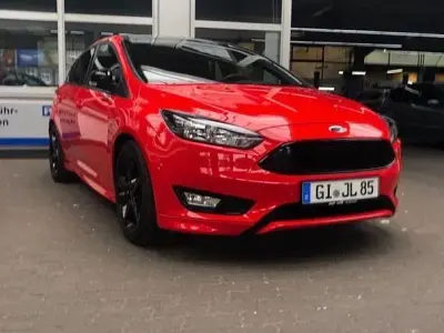 Gebraucht Ford Focus ST-Line 182 PS (133 kW) 2016 Rot Limousine