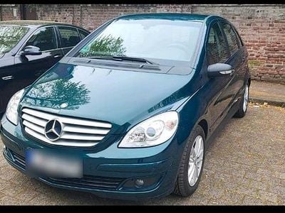 Gebraucht Mercedes B170 116 PS (85 kW) 2005 Grün Van / Kleinbus
