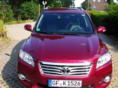 Gebraucht Toyota RAV4 Executive 177 PS (130 kW) 2010 Rot metallic SUV