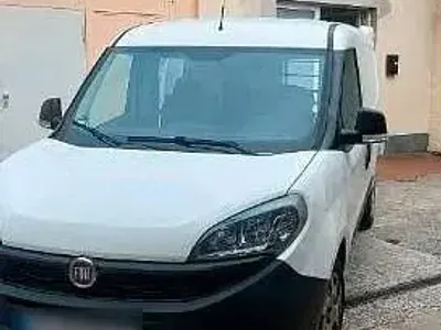 Gebraucht Fiat Doblò 2021 Weiß Van / Kleinbus