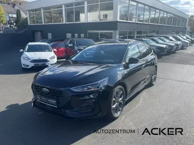 Gebraucht Ford Focus ST-Line X 155 PS (114 kW) 2025 Schwarz Kombi