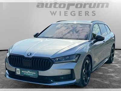 Silber (aluminiumsilber metallic) Gebraucht 2025 Skoda Superb SportLine Kombi | 51.870 € (Teuer)