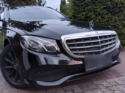 gebraucht Mercedes E220 d T - Widescreen, Kamera, 9G Automatik, AHK/el